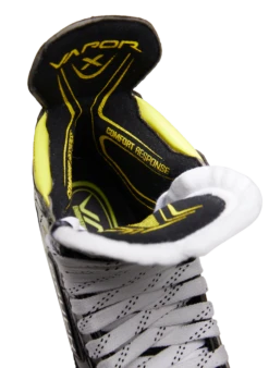 Bauer Vapor 3X Senior Roller Skates -Hockey Sale Shop 1060219 RH VAPOR 3X SKATE 0524 clipped 1 ccefa653 544a 4b32 9fe6 79905398f6ab
