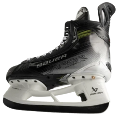 Bauer Vapor Hyperlite2 Senior Hockey Skates 19 Bauer Vapor Hyperlite2 Senior Hockey Skates -Hockey Sale Shop 1061681 BTH23 SKATE VAPOR X5PRO SR tongue detail edit a48c5d06 65ee 48d4 8404 9e5c288696f8